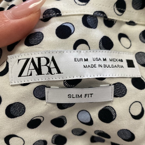 Zara button down patterned shirt. Slim fit - Picture 4 of 5